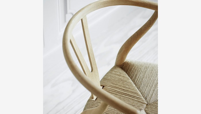 Hansen CH24 Y-stol, eg sæbe/natur flet Det bedste fra dansk design | Art & Design