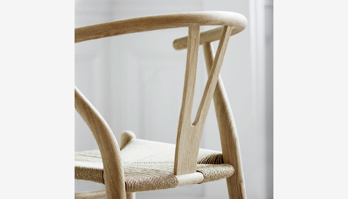 Hansen CH24 Y-stol, eg sæbe/natur flet Det bedste fra dansk design | Art & Design